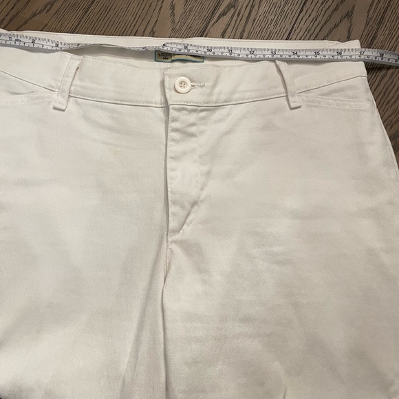 Lee Riders Easy Care white Capri pants, size 14 - Picture 7 of 10
